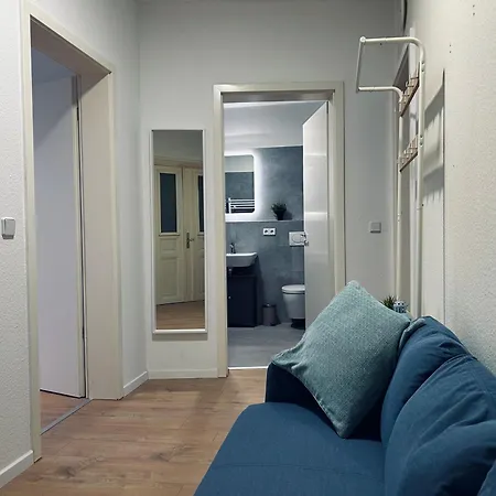 Apartment 2 Schlafzimmer-balkon-kueche-parkplatz-designerbad
